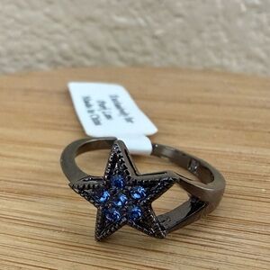 Park Lane Star Ring with Austrian Crystal